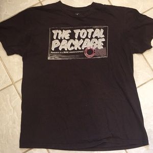 The Source t-shirt size XL
